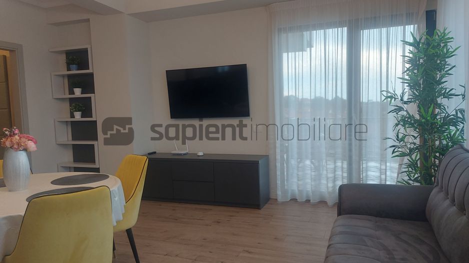 Ap.cu 3 camere lux, ultracentral - Poză 3