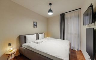 Apartament de 2 camere, 45mp, parcare, LUX, zona Centrala - Poză 2