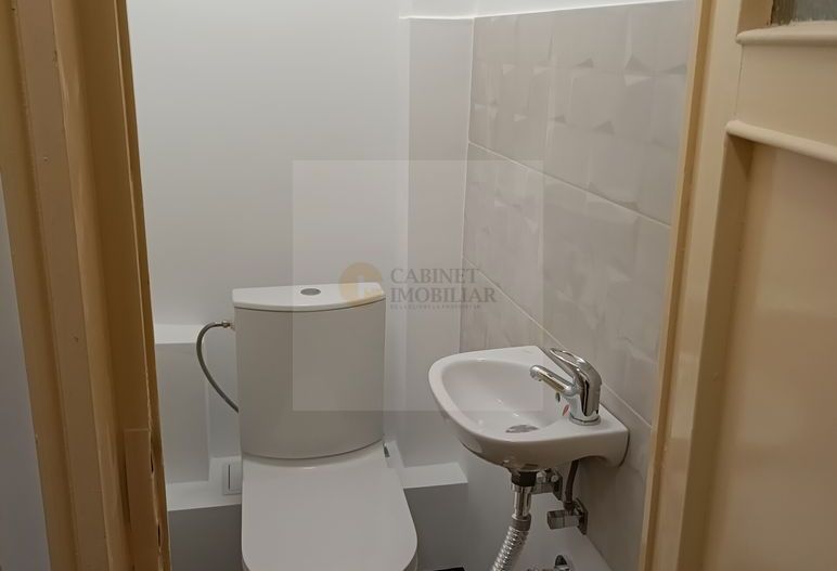 4 camere + boxa | Piata Kogalniceanu | creditabil | et. intermediar - Poză 10