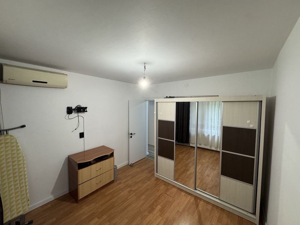 De Închiriat: Apartament 3 Camere la Metrou Brâncoveanu - Poză 8