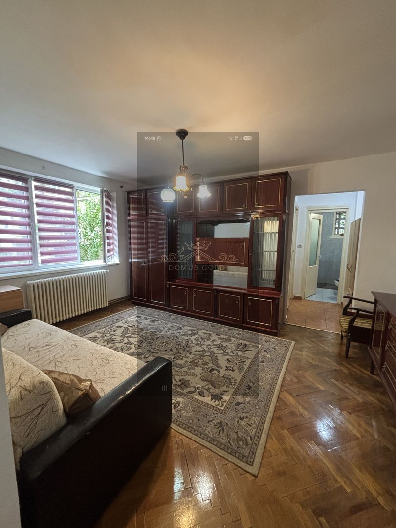 Apartament semidecomandat cu dormitor și living | Grigorescu – Strada - Poză 5