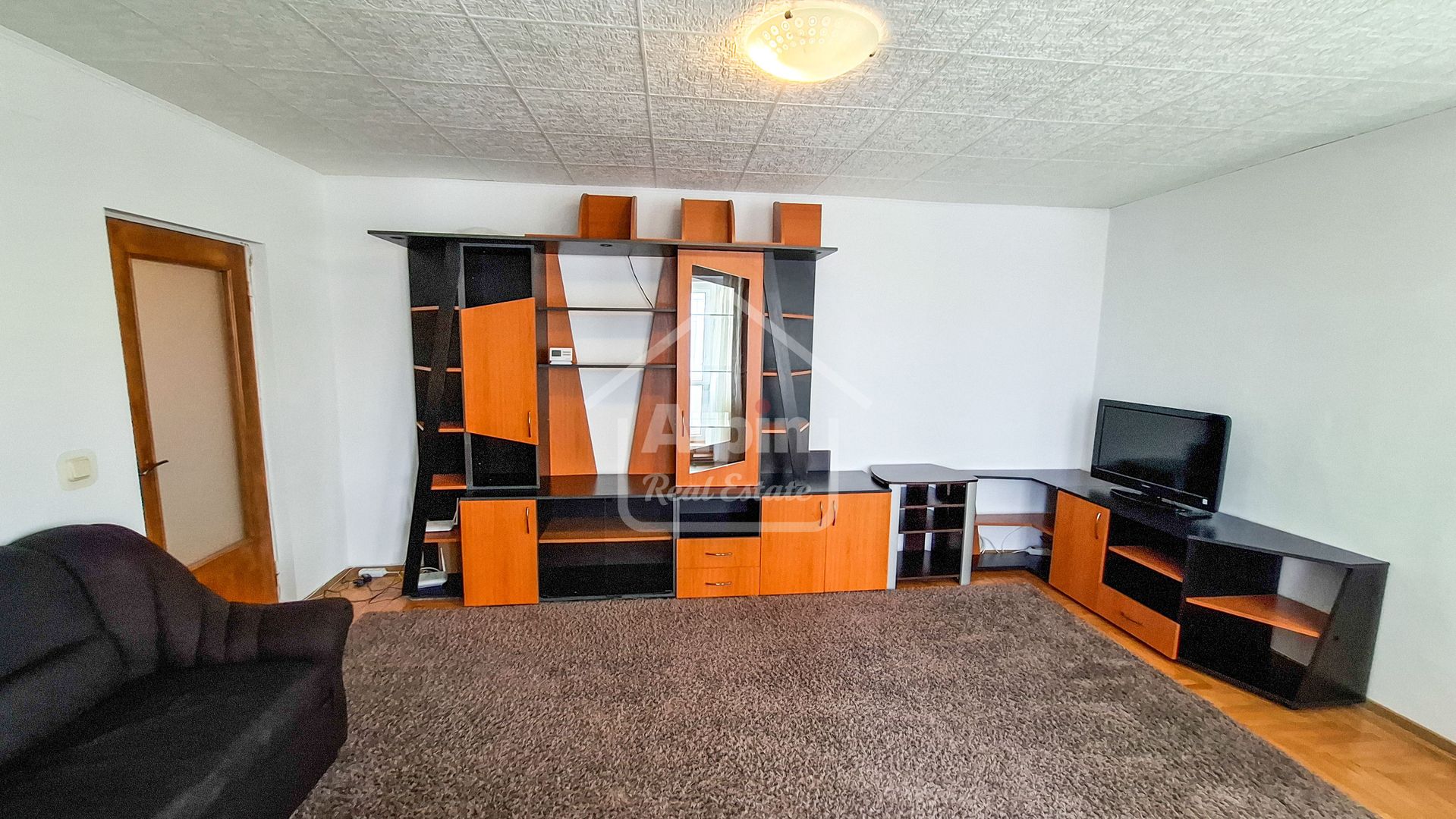 Suprafata Generoasa Garii - Poză 7