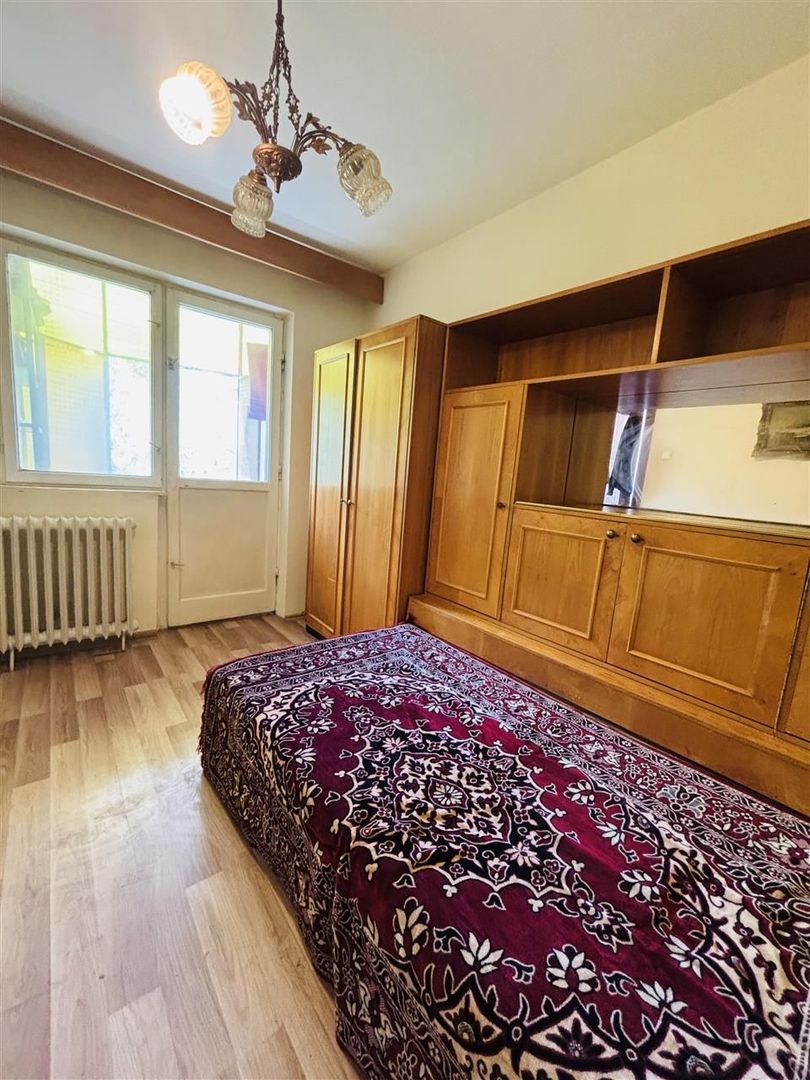 APARTAMENT CU 2 CAMERE SEMIDECOMANDAT ZONA NUFARUL - Poză 4