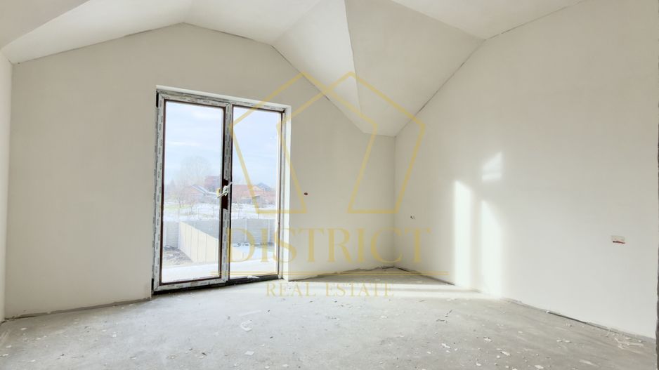 Duplex spatios cu 4 camere | Covaci - Poză 8