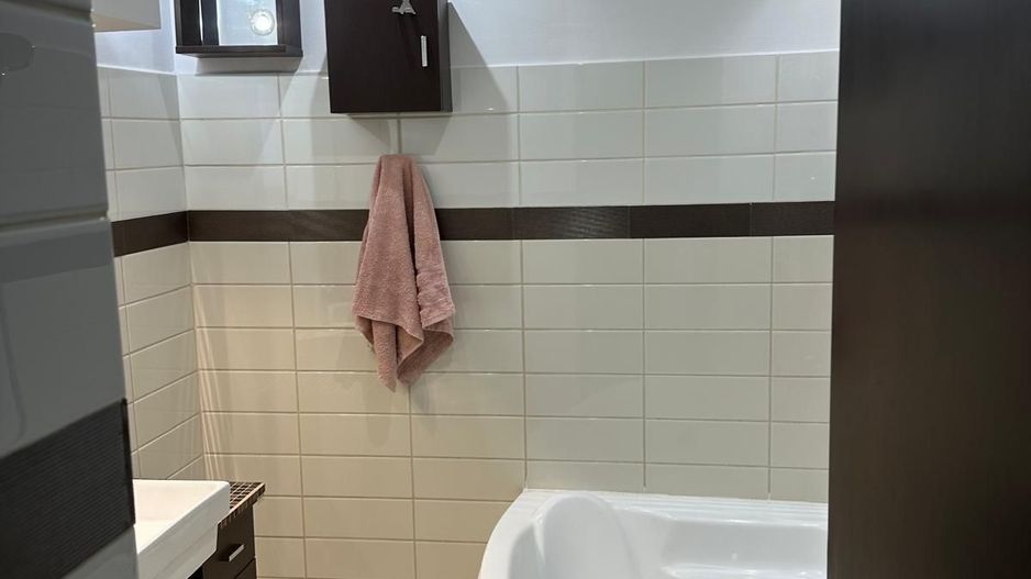 Inchiriere 3 camere termen scurt minim 1 luna , Centru -  Unirii, - Poză 9