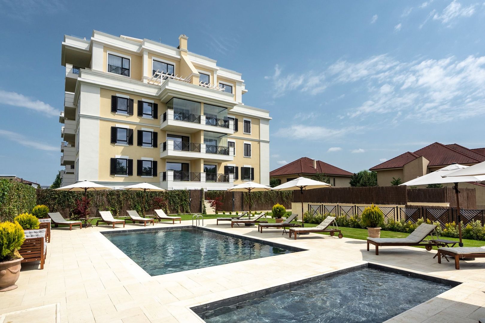 Triana Residence - Poză 2