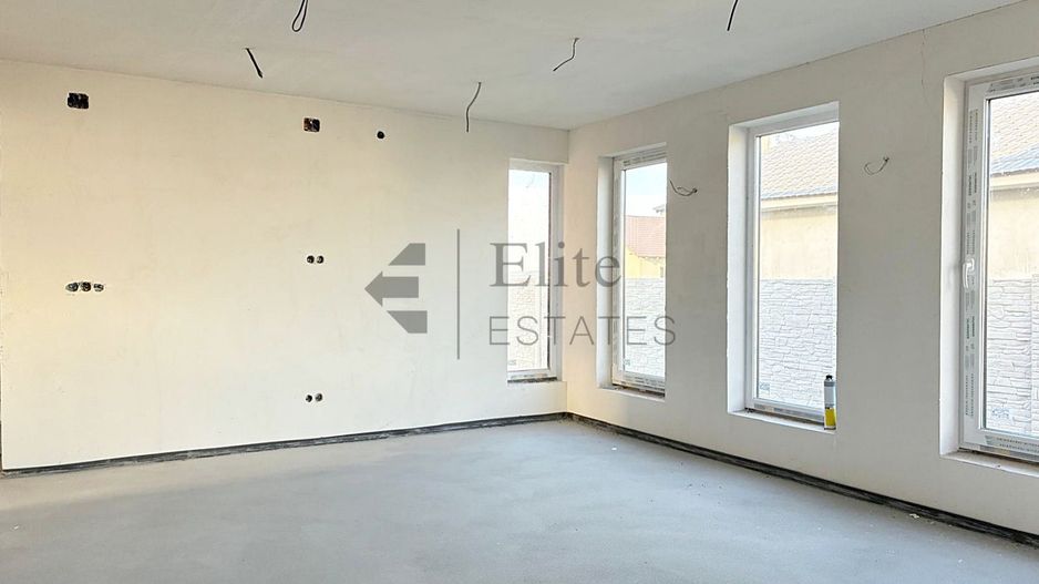 Casa cu 4 camere de vanzare in Cihei - Poză 18