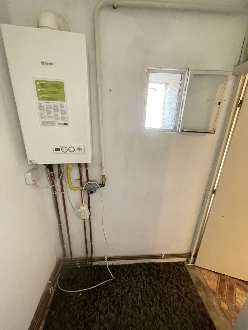 Bucovina | 1 cameră | Decomandat | Etaj 3 | Centrala Proprie. - Poză 8