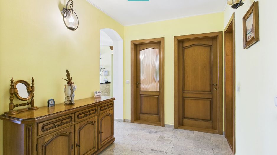 Casă cochetă în Sânleani - Cartierul Florilor - Poză 9