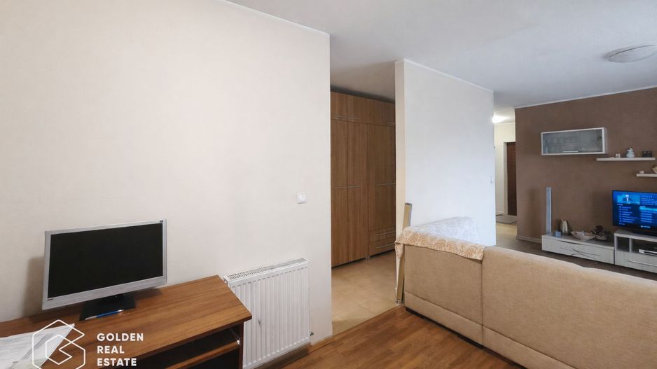 Apartament o camera 46 mp + balcon și boxă, bloc 2009, Girocului, zona linistita - Poză 2