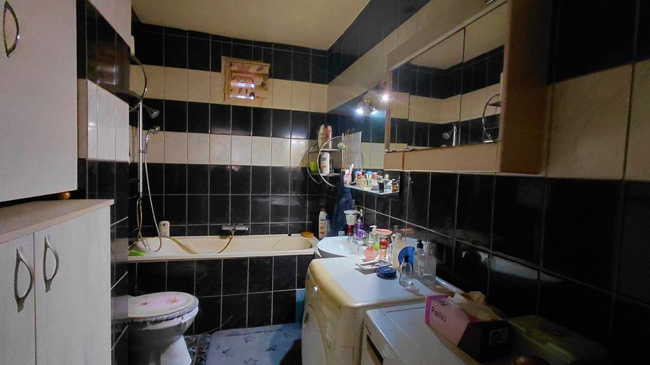 Casa de vanzare 4 camere si teren de 1100m2 Sura Mare, Sibiu - Poză 6