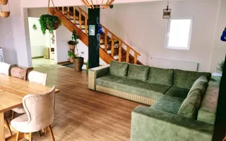 INVESTITIE Vila moderna + vila la rosu, teren 1480 padure - Poză 26
