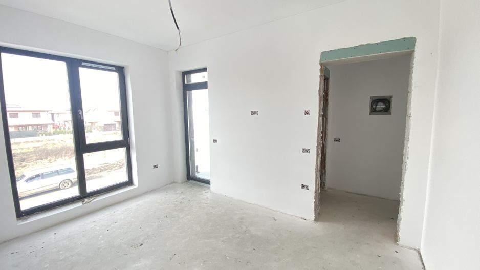 COMISION 0, CASĂ MODERNĂ IN SACALAZ, 5 Camere, 107mp Utili, 300mp Teren - Poză 8