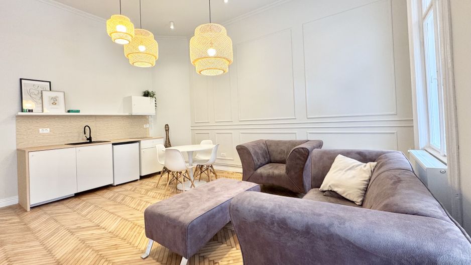 Apartament elegant si vibrant, prima inchirere,  Central - P-ta Maria - Poză 2