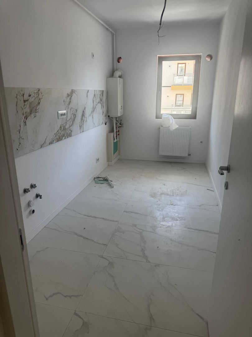 De vanzare apartament 2 camere , zona  Cartier Solar - Poză 5