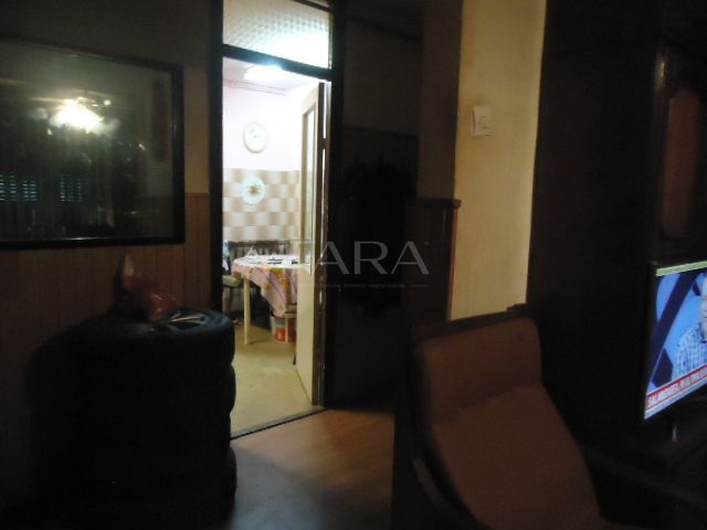 Apartament 3 camere decomandate în zona Câmpului - Poză 3