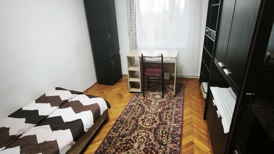 Apartament cu 3 dormitoare in zona UMFST ( 7 Noiembrie) - Poză 4