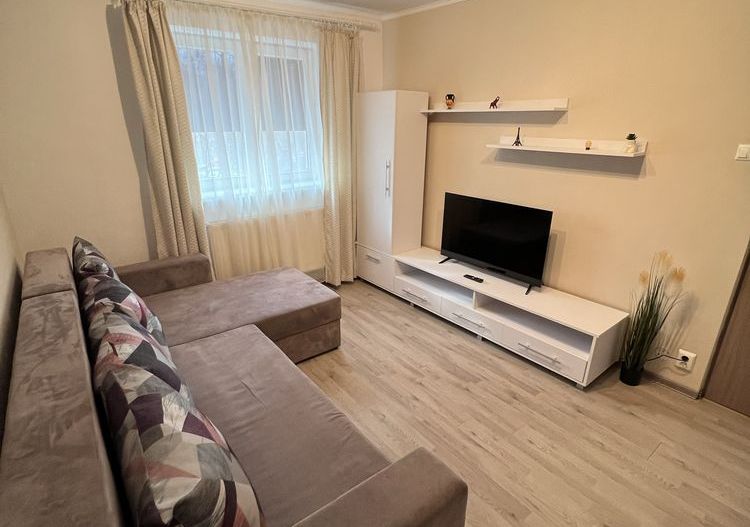 Apartament 2 camere, decomandat, Drumul Taberei - Poză 1