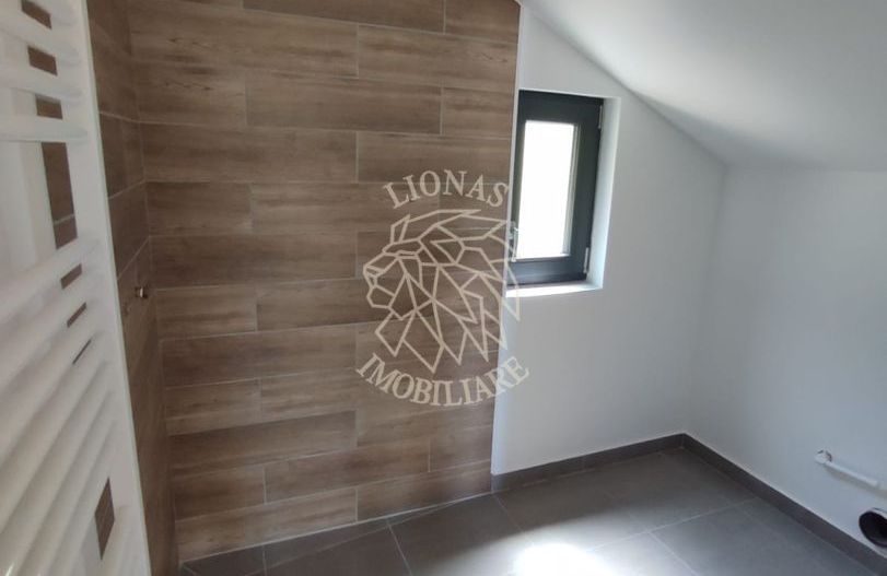 Cabana Noua 3 camere cu acces la Lac-teren 300 mp-terasa-Colibita - Poză 7