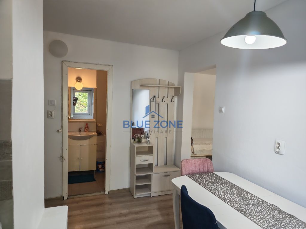 Mall Vitan | Garsonieră 40,6 mp | Renovată complet | Etaj 3 - Poză 2