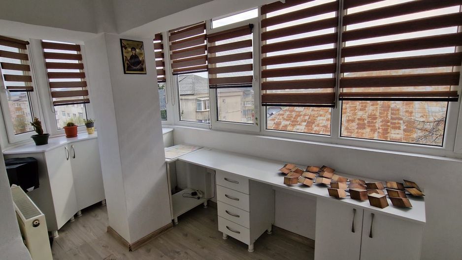Apartament 3 camere central Falticeni-decomandat - Poză 3
