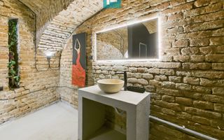 Eleganță subterană - pivniță exclusivistă Arad - Poză 24