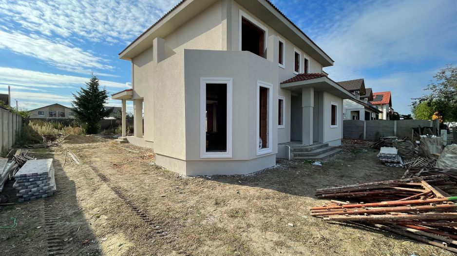 Casă individuală cu 6 camere și teren generos de 735mp |Moșnița Veche| - Poză 1