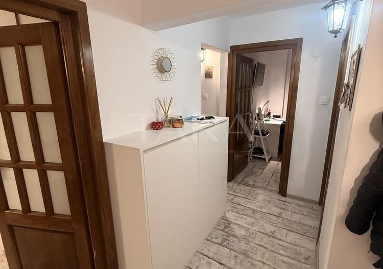 Apartament elegant cu 3 camere și 2 băi, strada Primăverii. - Poză 4