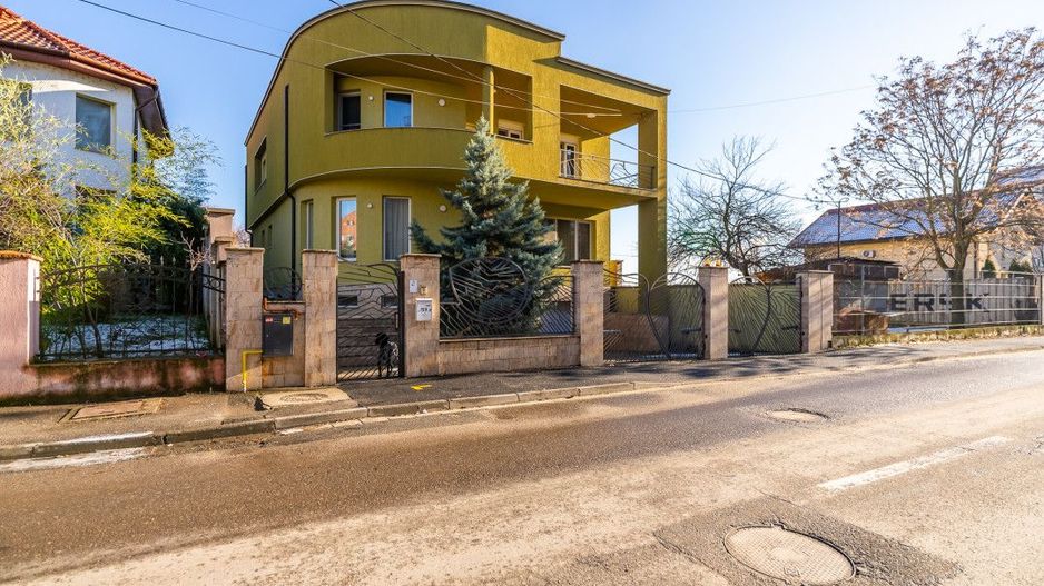 Casa design unic 9 camere, D+P+1E, comision 0% - Poză 1