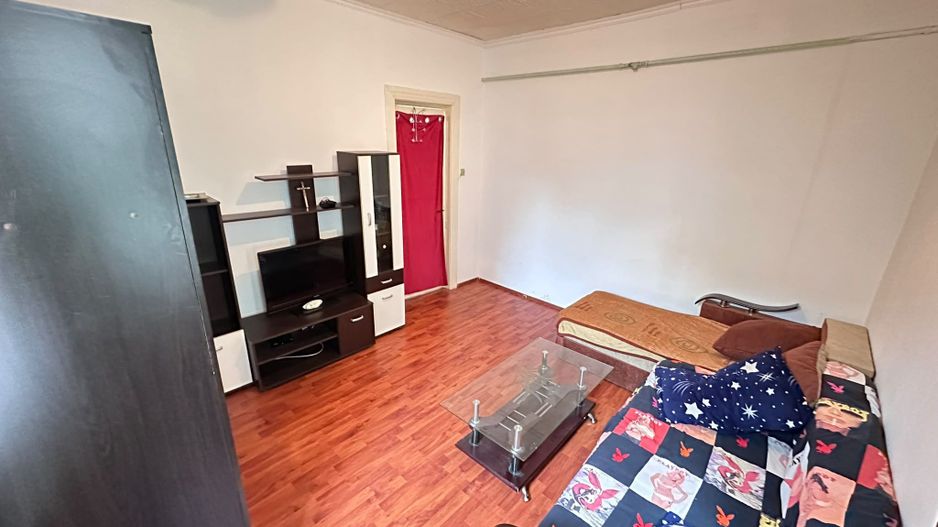 DE VANZARE GARSONIERĂ ÎN VILĂ | ULTRACENTRAL | CURTE | CENTRALĂ PROPRIE - Poză 3