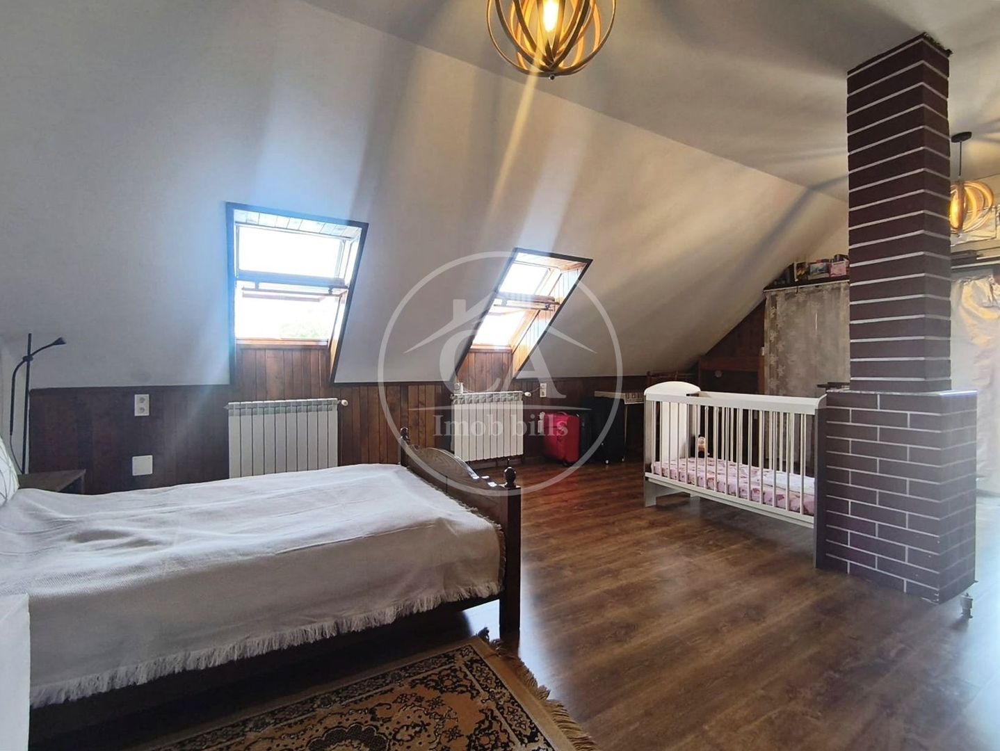 Casa de vanzare cu 3 camere de tip P+M in zona Velenta, Oradea - Poză 2