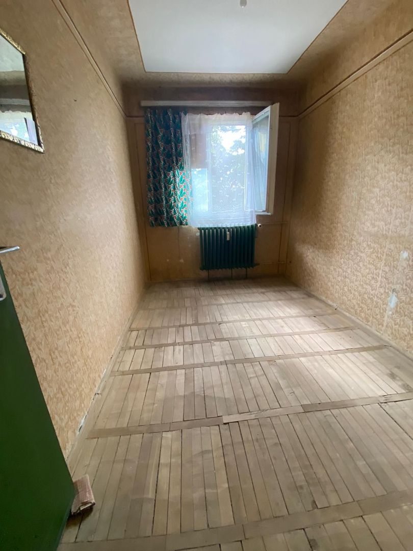 vand apartament 3 camere, etaj 2, zona Piata Sarbilor - Poză 6