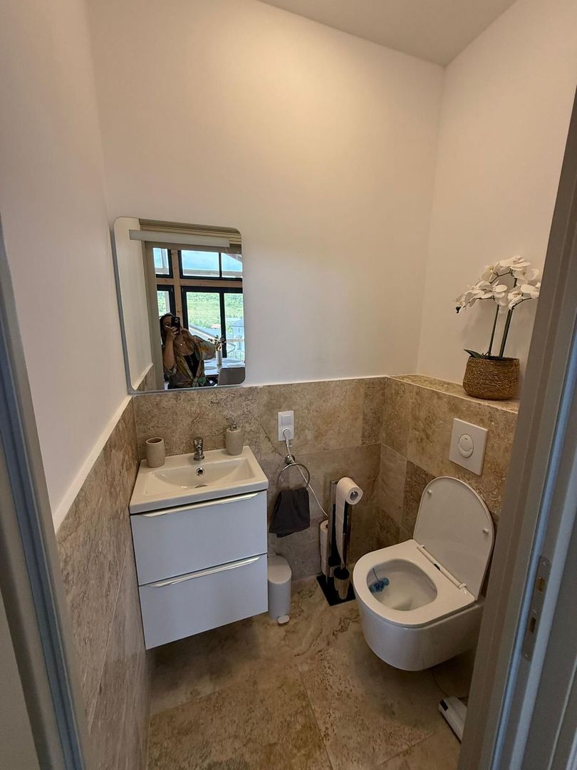 Casa 4 camere,2bai, 700 mp teren,mobilată si utilată - Poză 7
