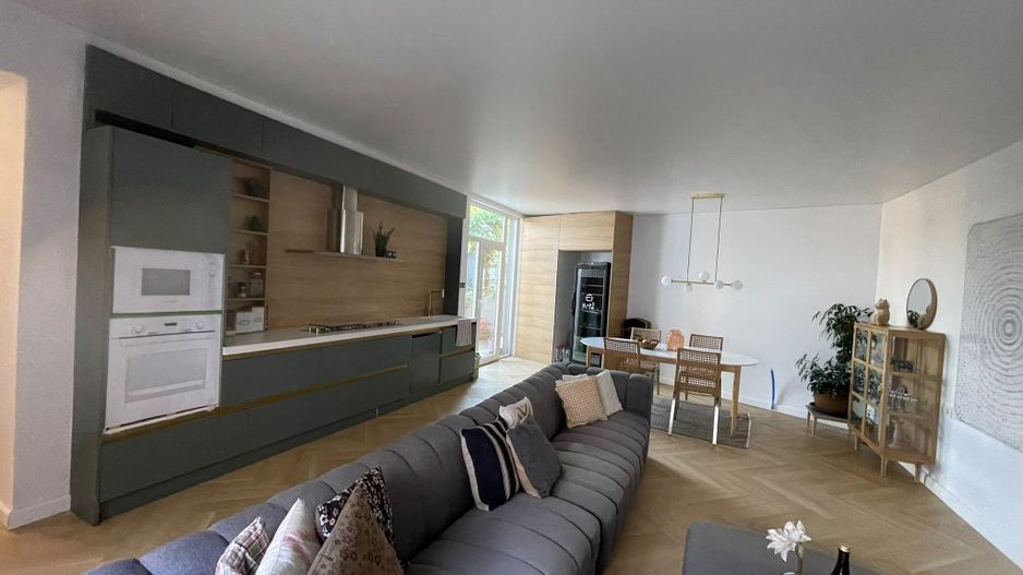 Casă parter, luminoasă, – vizavi de Spitalul Județean-369.000 EURO neg - Poză 18