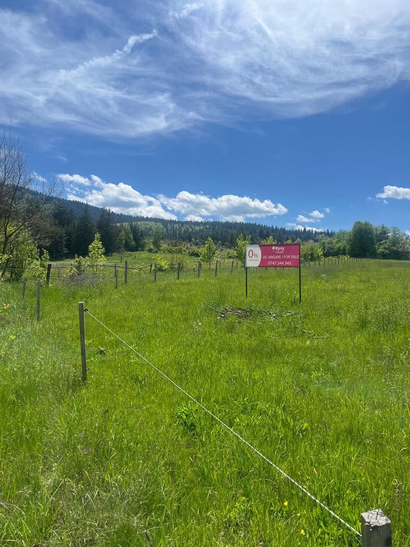 Teren intravilan de vânzare, în stațiunea Covasna. - Poză 3