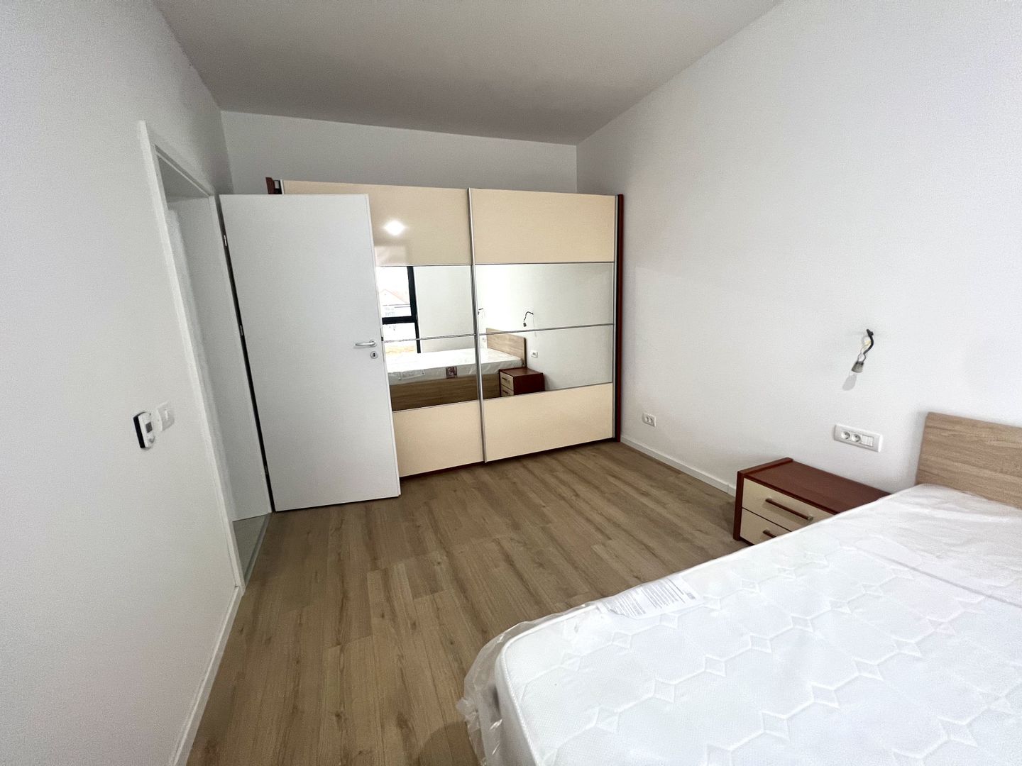 APARTAMENT CU TERASA LA PRIMA INCHIRIERE - Poză 11