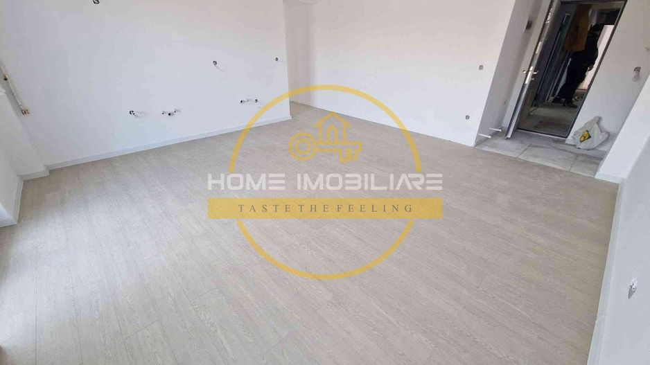 Apart 3 camere decomandat 92 mp,79000 euro - Poză 4