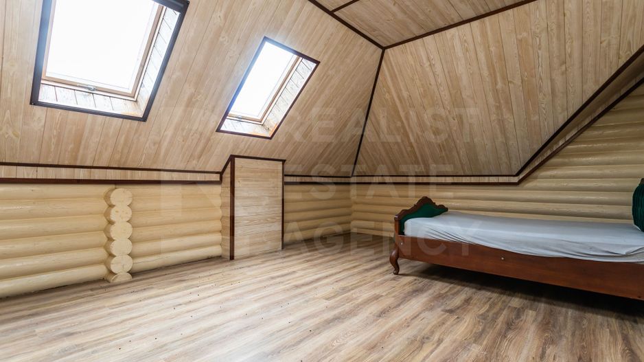 Vânzare, casă, 9 camere, satul Mîndra, r-nul Călărași. - Poză 17