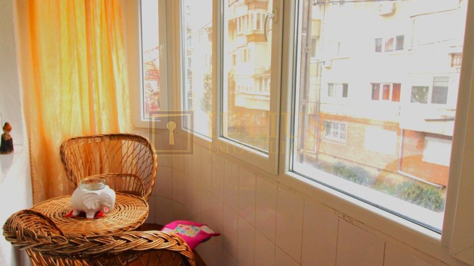 2 camere, centrala proprie, zona Bucovina, loc de parcare langa bloc - Poză 8