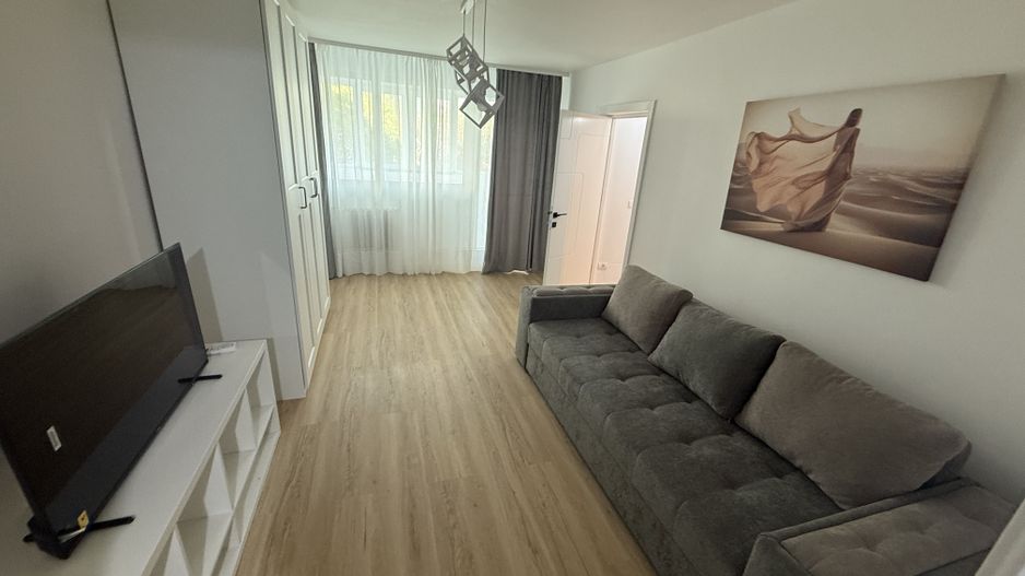 AP. 3 CAMERE - COLENTINA, BLOC REABILITAT, BUCATARIE INCHISA, MODERN - Poză 1