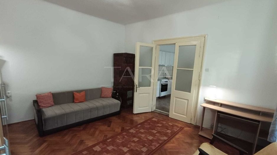Apartament renovat, curte comună îngrijită, zona Podul Traian. - Poză 5