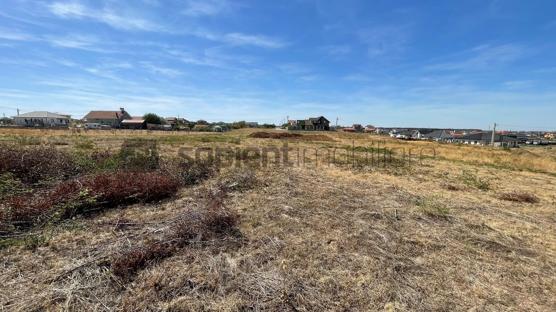 Teren Intravilan 563 mp – Amplasament Excelent în Cihei - Poză 3