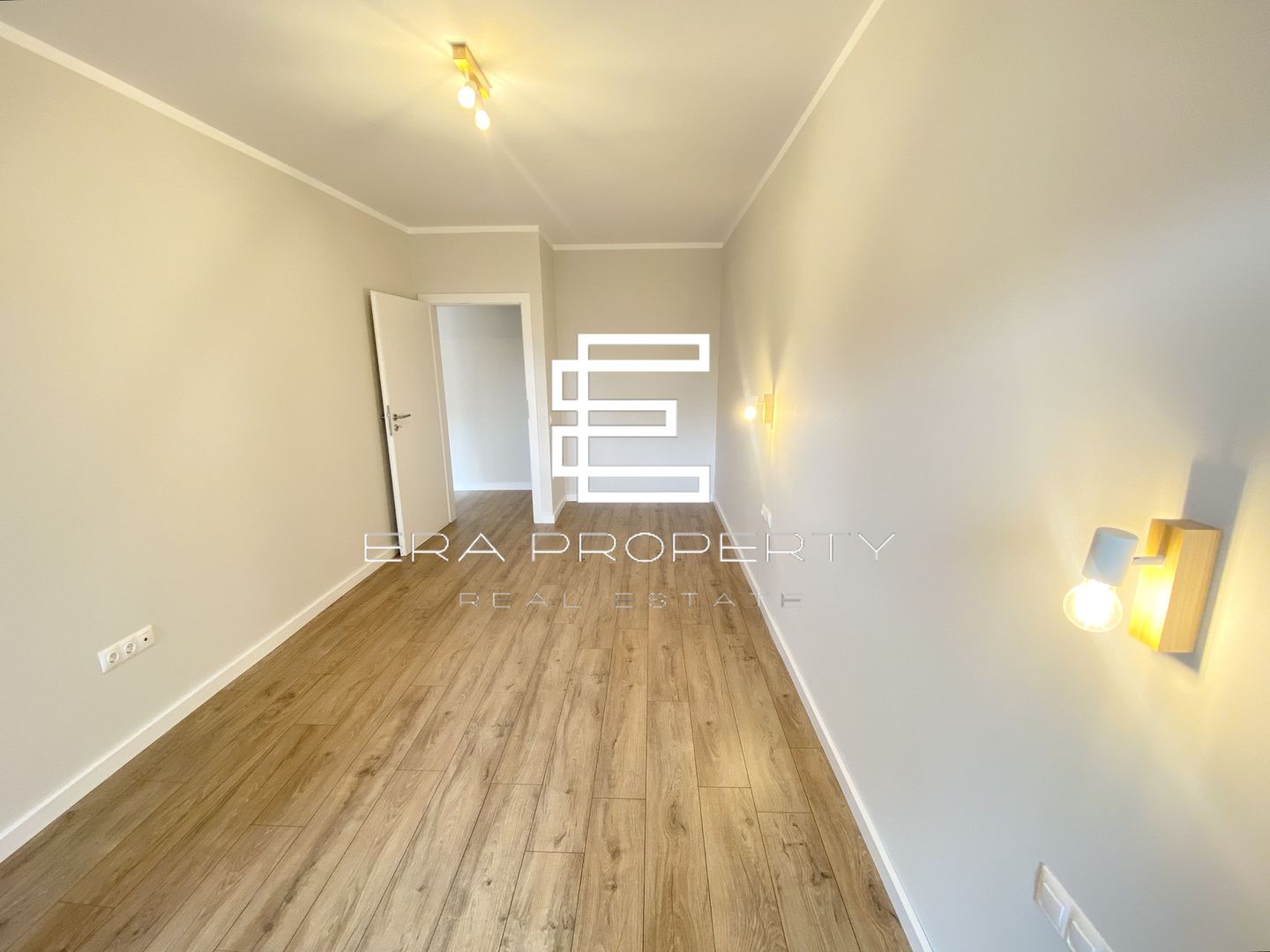 Apartament 2 camere-terasa 14 mp- intabulat- la cheie - zona Aeroport Sibiu - Poză 3