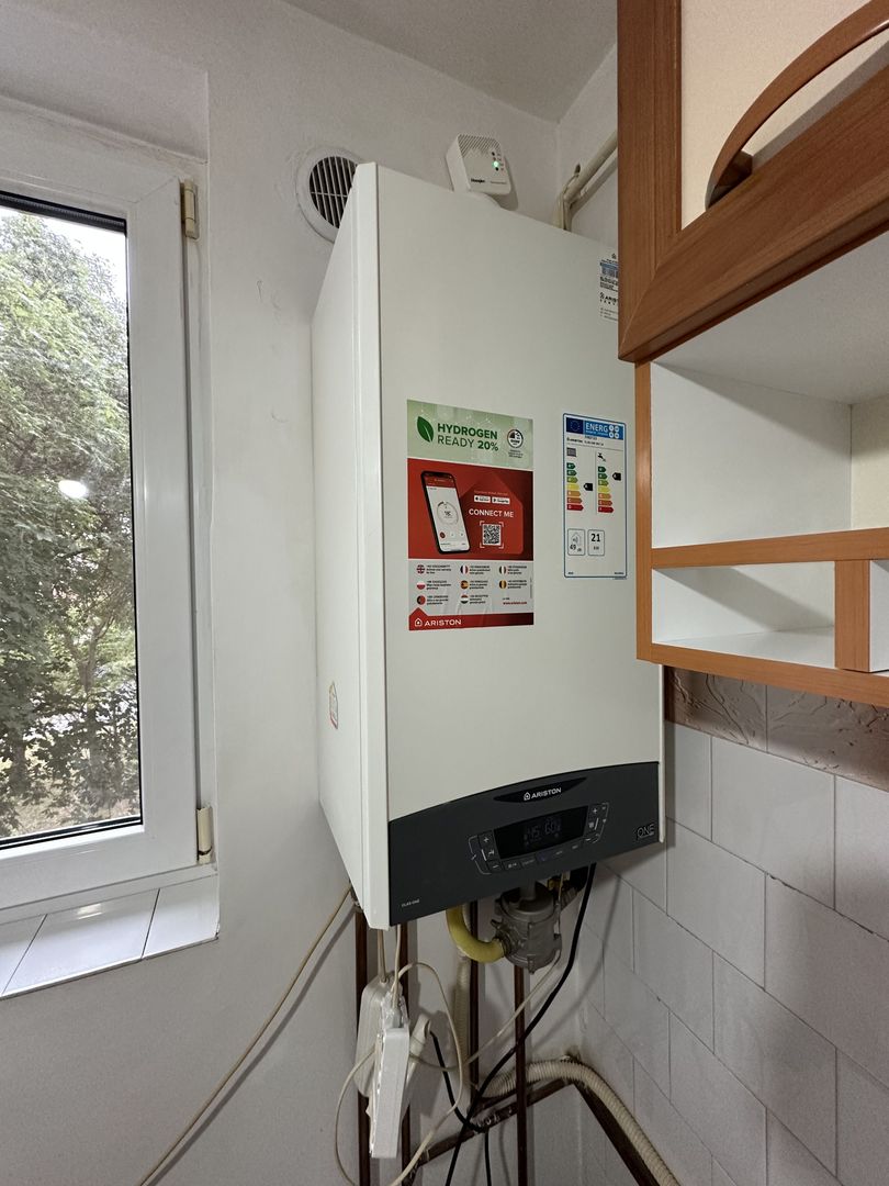 Apartament 2 camere etaj 2  decomandat - Poză 15