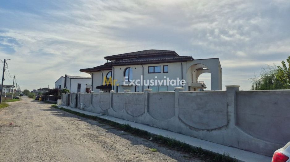 Casa visurilor la vanzare - Poză 4