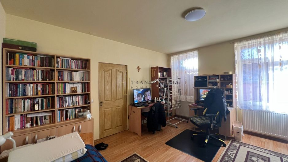 Apartament 2 camere de vânzare – etaj 1, zonă liniștită - Poză 3