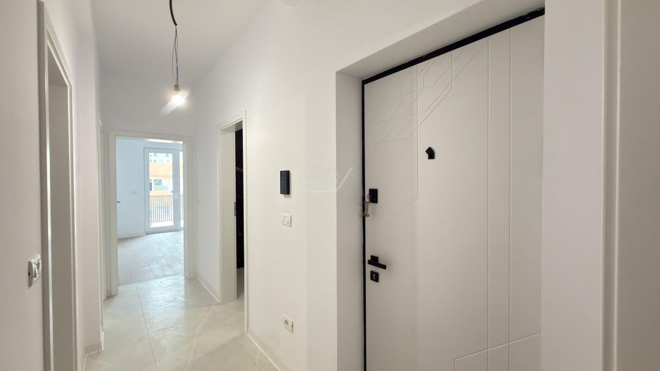 3 camere. Decomandat. Loc de parcare. - Poză 11