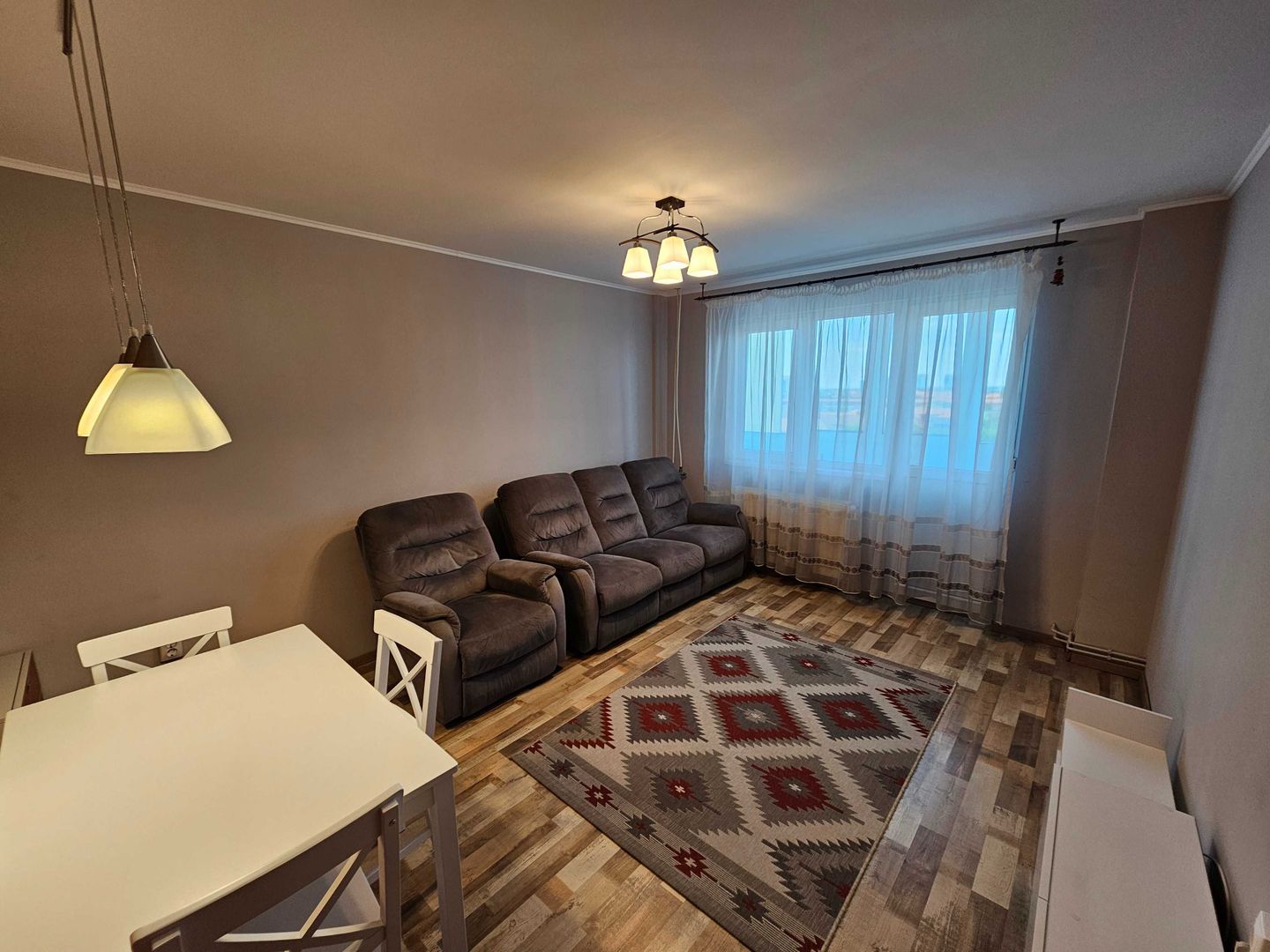 Iulius Town | 3 camere | Decomandat | Centrala proprie | Boxa CF - Poză 4