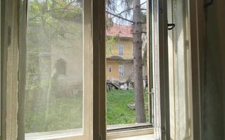 Apart 1 cam Balcescu parter centrala proprie - Poză 7