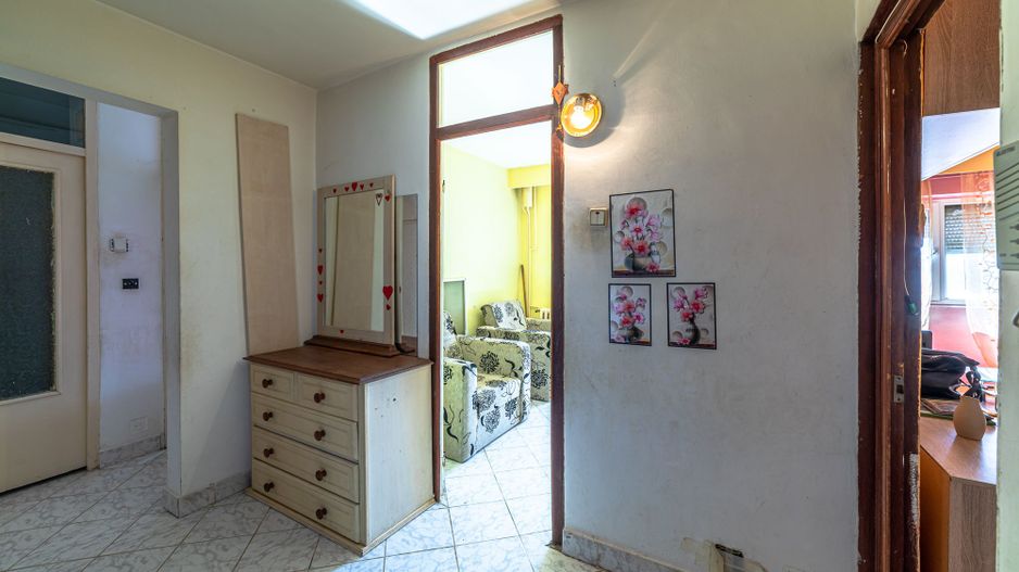 Apartament 2 camere Zona 300 Micălaca - Poză 8